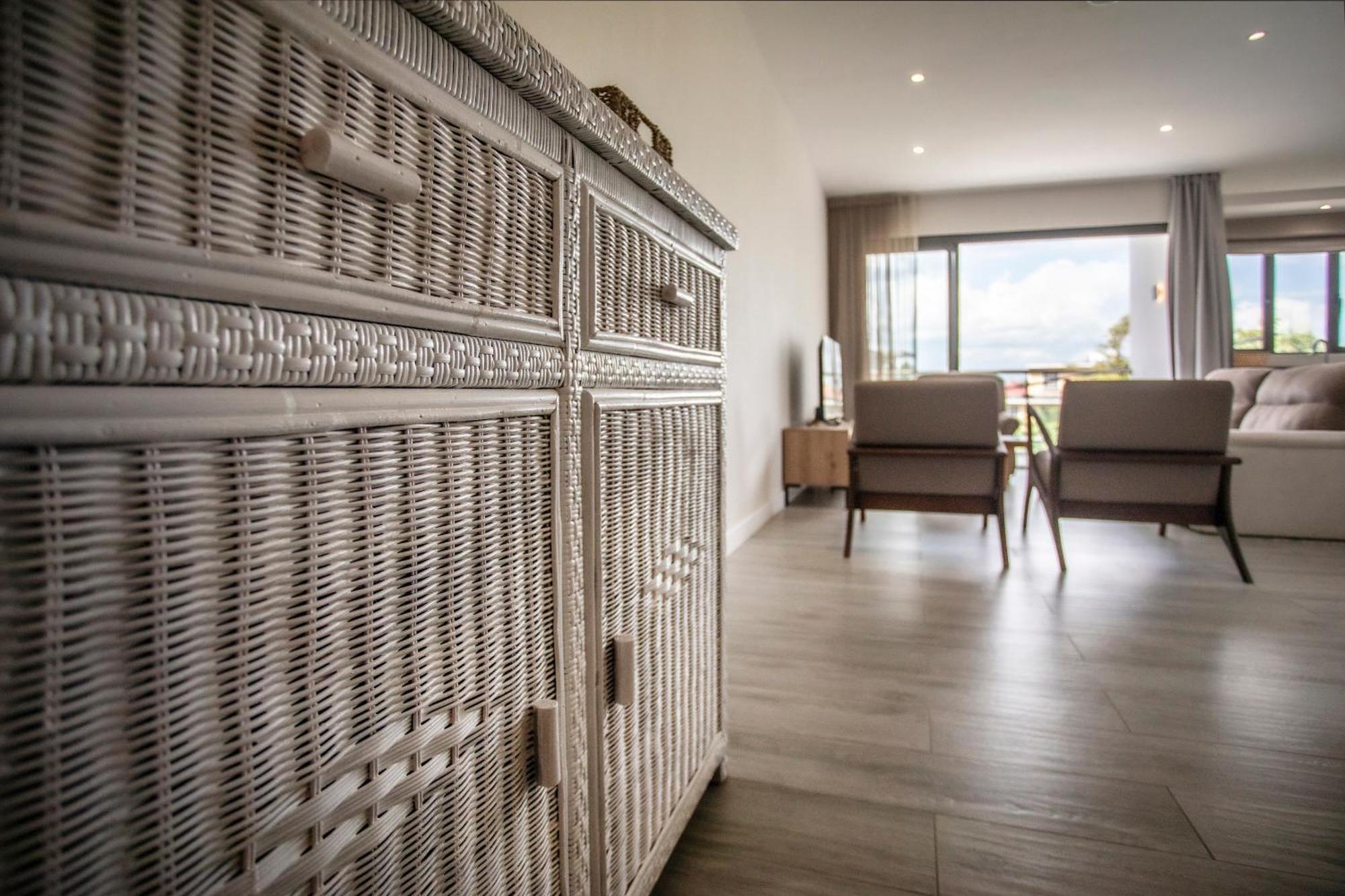 Mayfair Condo In Pereybere Pereybere Beach Exterior foto